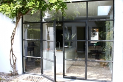 Staalbureau-Geisoleerde buitenpui